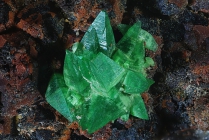 Torbernit-Dipyramiden-331