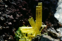 Arsenuranospathit-83