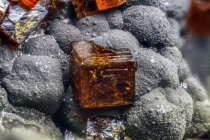 Bariopharmakosiderit-07