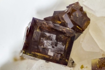 Bariopharmakosiderit-09