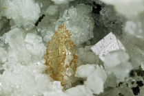 Titanit -3 Adular - Ginevro